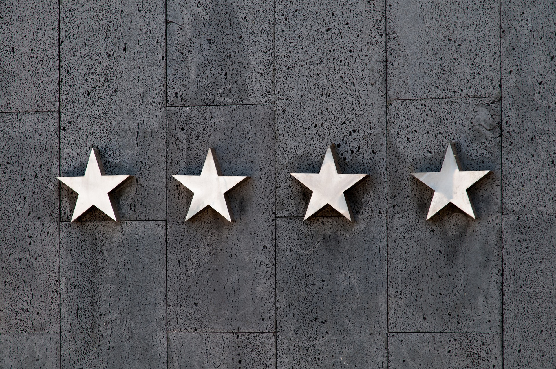 Build trust in your marketplace website with customer reviews